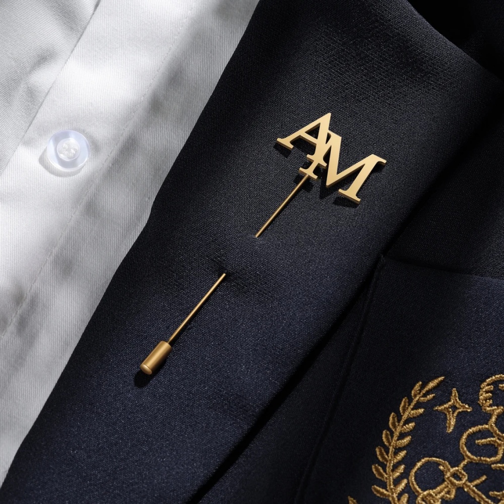 Spilla con Iniziali Personaliz - Tuxedo Lapel Pin recensione e prezzo